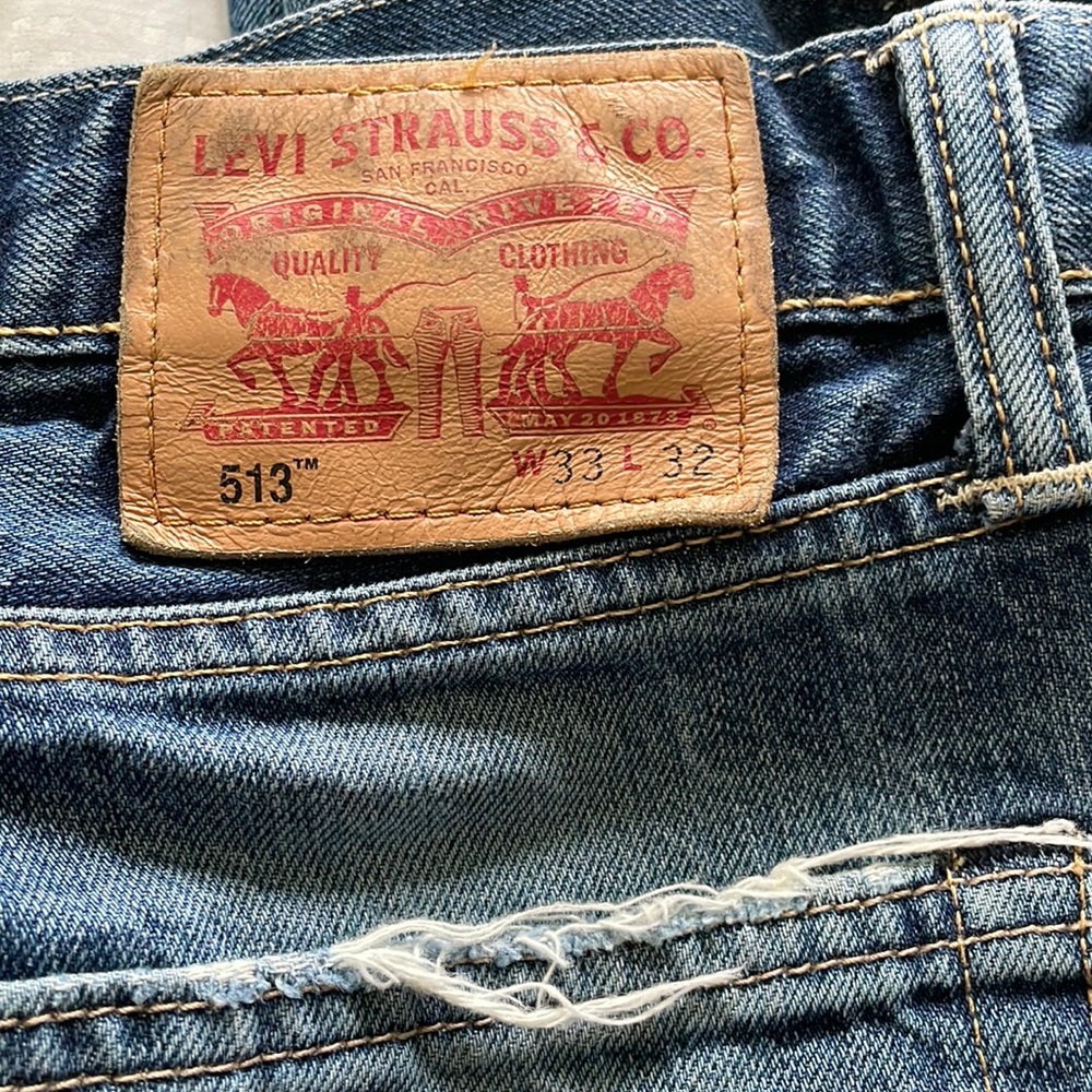 Levi’s 513 Men’s Slim Straight Medium Wash Jeans, Size 33x32
